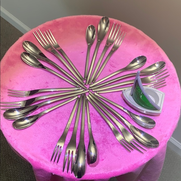 Oneida Other - Oneida "Apex" Pattern 18/10 NWOT - Cocktail Snack Party for 6 - 24 pieces
